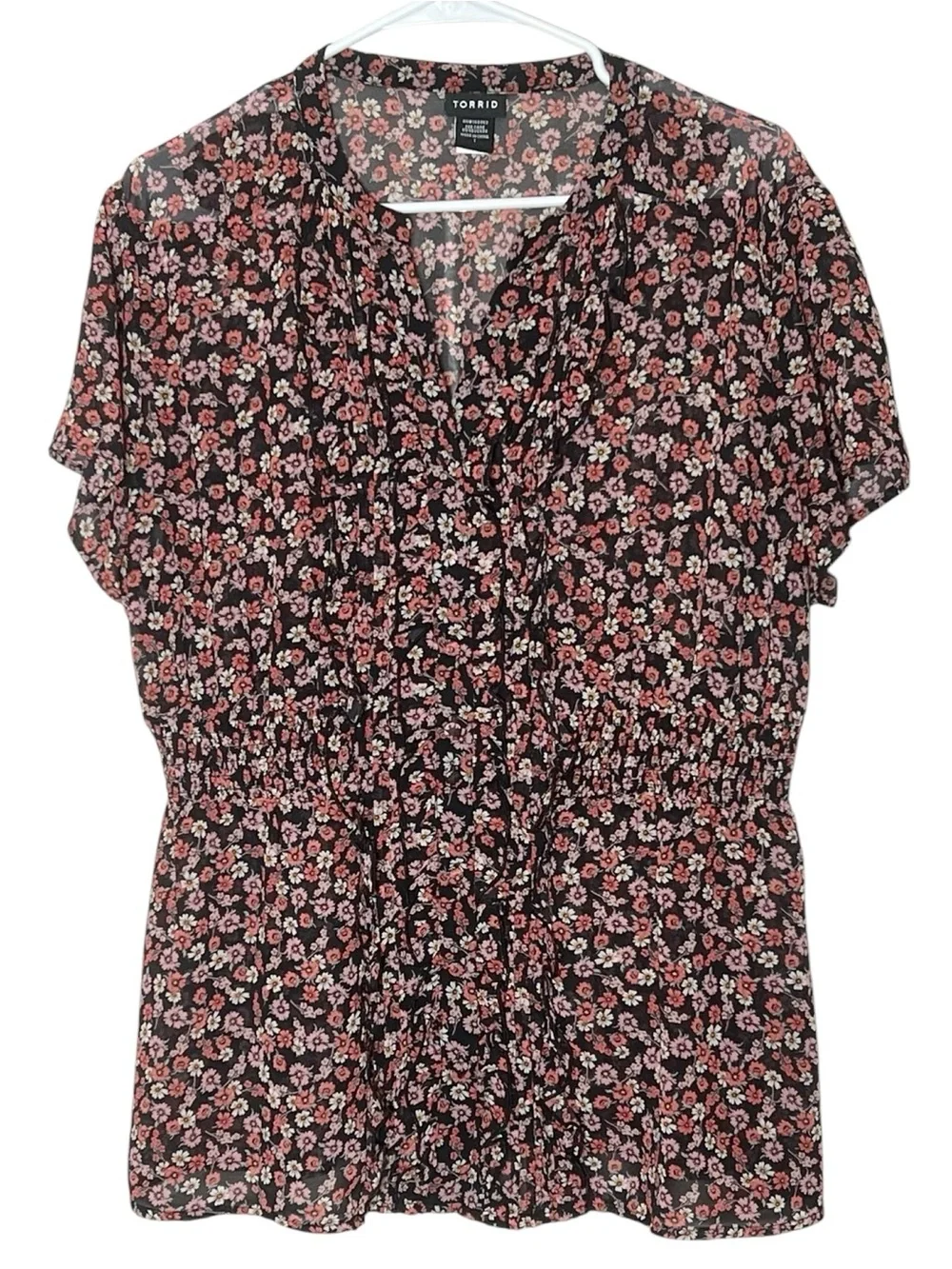 Torrid floral print button front smocked waist ruffle detail blouse size 1 14/16